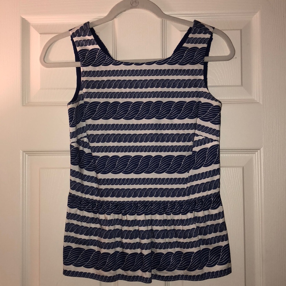 Vineyard Vines Top